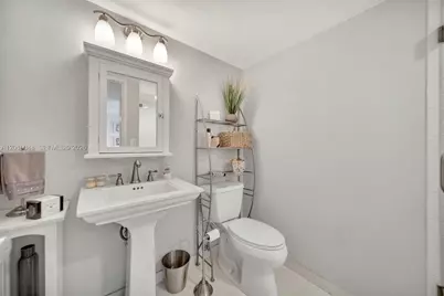3575 Broken Woods Dr #1004, Coral Springs, FL 33065 - Photo 14