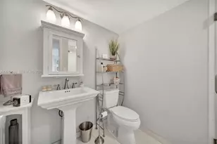 3575 Brokenwoods Dr, Coral Springs, FL 33065 - Photo 14
