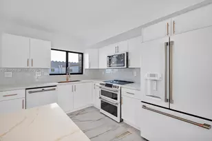 16449 NE 26th Ave, North Miami Beach, FL 33160 - Photo 12