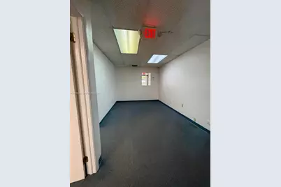2501 NW 72nd Ave #2501-B, Miami, FL 33122 - Photo 4