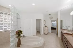 2926 Medinah, Weston, FL 33332 - Photo 20
