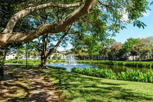 100 Portofino Dr, Palm Beach Gardens, FL 33418 - Photo 4