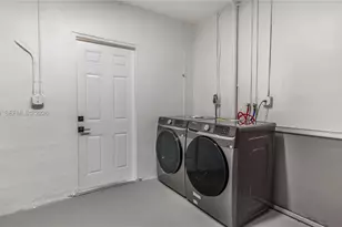 9531 W Heather Ln, Miramar, FL 33025 - Photo 28