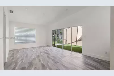 9531 W Heather Ln, Miramar, FL 33025 - Photo 12