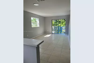 7820 NE Bayshore Ct #209, Miami, FL 33138 - Photo 6