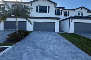 4957 Oakmont Dr, Dania Beach, FL 33312 - Photo 1