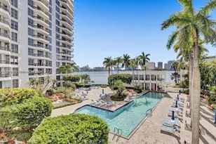 3600 Mystic Pointe Dr, Aventura, FL 33180 - Photo 38