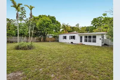 6 NW 106th St, Miami Shores, FL 33150 - Photo 18