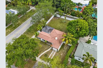 6 NW 106th St, Miami Shores, FL 33150 - Photo 14
