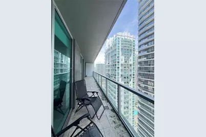 55 SE 6th St #3305, Miami, FL 33131 - Photo 2
