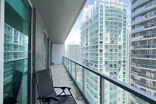 55 SE 6th St, Miami, FL 33131 - Photo 2