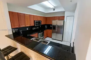 11403 NW 89th St, Doral, FL 33178 - Photo 12
