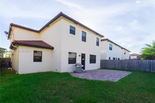 9965 NW 86 Te, Doral, FL 33178 - Photo 12