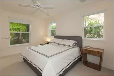 745 Lakeview Dr, Miami Beach, FL 33140 - Photo 6