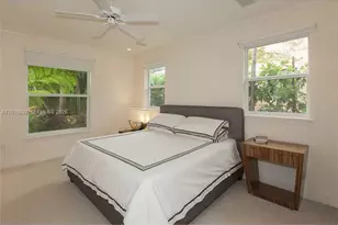745 Lakeview Dr, Miami Beach, FL 33140 - Photo 6