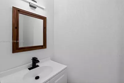 7090 W 2nd Ct #7090, Hialeah, FL 33014 - Photo 24