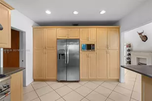3758 Prairie Ave, Miami Beach, FL 33140 - Photo 12