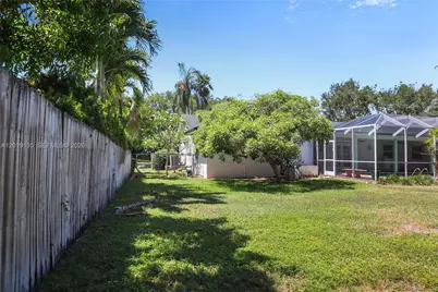 7605 SW 179th Ter, Palmetto Bay, FL 33157 - Photo 22