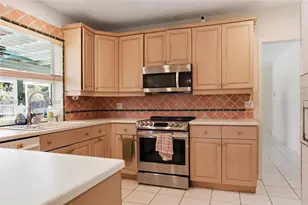 7605 SW 179th Terrace, Palmetto Bay, FL 33157 - Photo 6