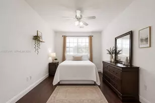 3028 NW 30th Ave, Oakland Park, FL 33311 - Photo 8