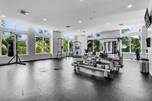 1900 N Bayshore Dr, Miami, FL 33132 - Photo 30