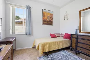 724 NW 170th Terrace, Pembroke Pines, FL 33028 - Photo 34