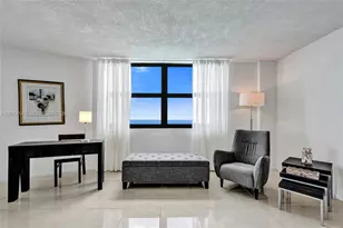 5420 N Ocean Dr, Singer Island, FL 33404 - Photo 10