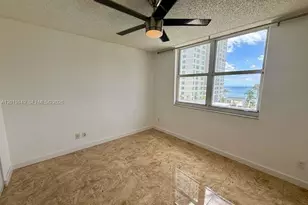 770 Claughton Island Dr, Miami, FL 33131 - Photo 10