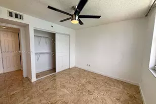 770 Claughton Island Dr, Miami, FL 33131 - Photo 8