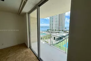 770 Claughton Island Dr, Miami, FL 33131 - Photo 6