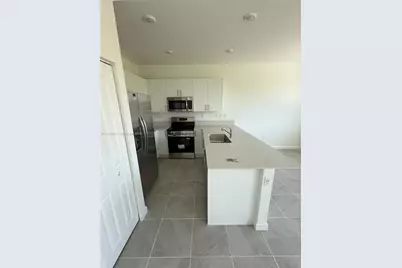 630 SE 15th St #630, Homestead, FL 33034 - Photo 4