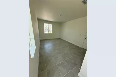 630 SE 15th St #630, Homestead, FL 33034 - Photo 8