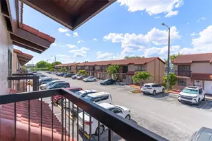 1811 SW 107th Ave, Miami, FL 33165 - Photo 18