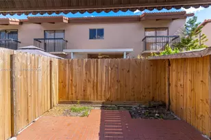 1811 SW 107th Ave, Miami, FL 33165 - Photo 20