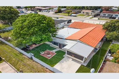 341 E 58th St, Hialeah, FL 33013 - Photo 56