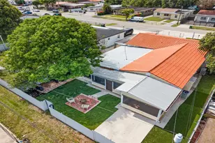 341 E 58th St, Hialeah, FL 33013 - Photo 56