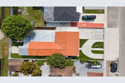 341 E 58th St, Hialeah, FL 33013 - Photo 54