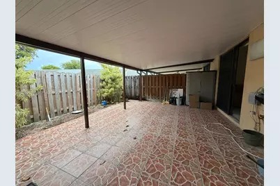 6725 NW 188th Ter, Hialeah, FL 33015 - Photo 8