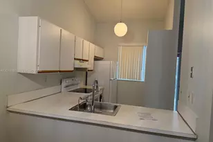 6725 NW 188th Terrace, Hialeah, FL 33015 - Photo 2