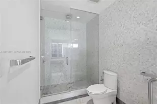 200 Biscayne Blvd Way, Miami, FL 33131 - Photo 18