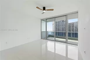 200 Biscayne Blvd Way, Miami, FL 33131 - Photo 12
