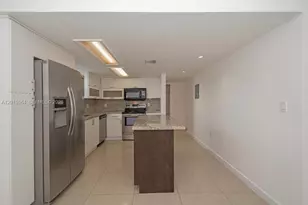 9375 Fontainebleau Blvd, Miami, FL 33172 - Photo 6