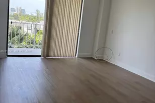 [Address not provided], North Miami, FL 33181 - Photo 4