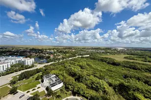 2000 Metropica Wy, Sunrise, FL 33323 - Photo 16