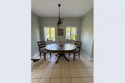 4124 NE 30th St, Homestead, FL 33033 - Photo 6