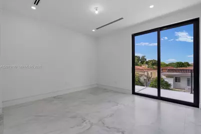 2265 SW 4 St, Miami, FL 33135 - Photo 20