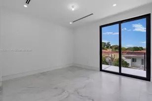 2265 SW 4th St, Miami, FL 33135 - Photo 20