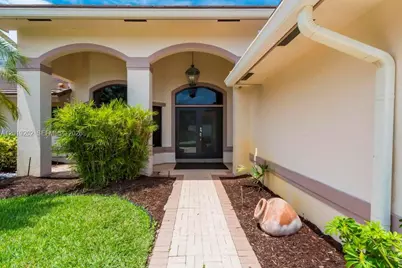 19831 NW 4th St, Pembroke Pines, FL 33029 - Photo 52