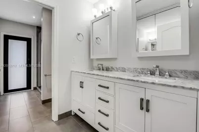 19831 NW 4th St, Pembroke Pines, FL 33029 - Photo 30