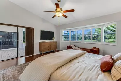 19831 NW 4th St, Pembroke Pines, FL 33029 - Photo 18